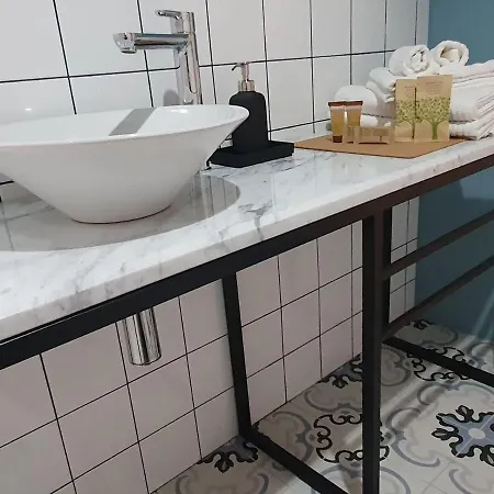 A Due Passi Oda ve Kahvaltı 3*